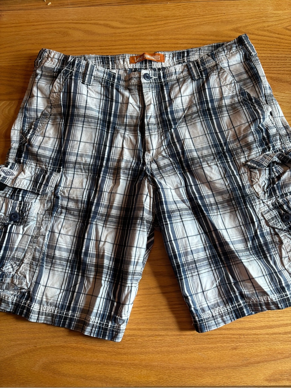 Men’s Lee Dungarees Plaid Cargo Shorts 38 Blue/black/white Relaxed Fit